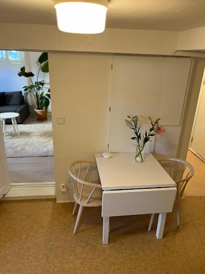 Central Living With Many Beds And Private Garden! غوتنبرغ